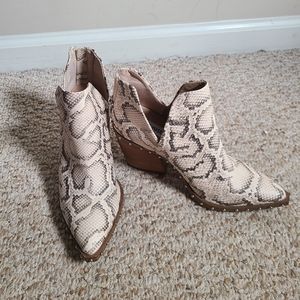 Steve Madden Alyse Bootie